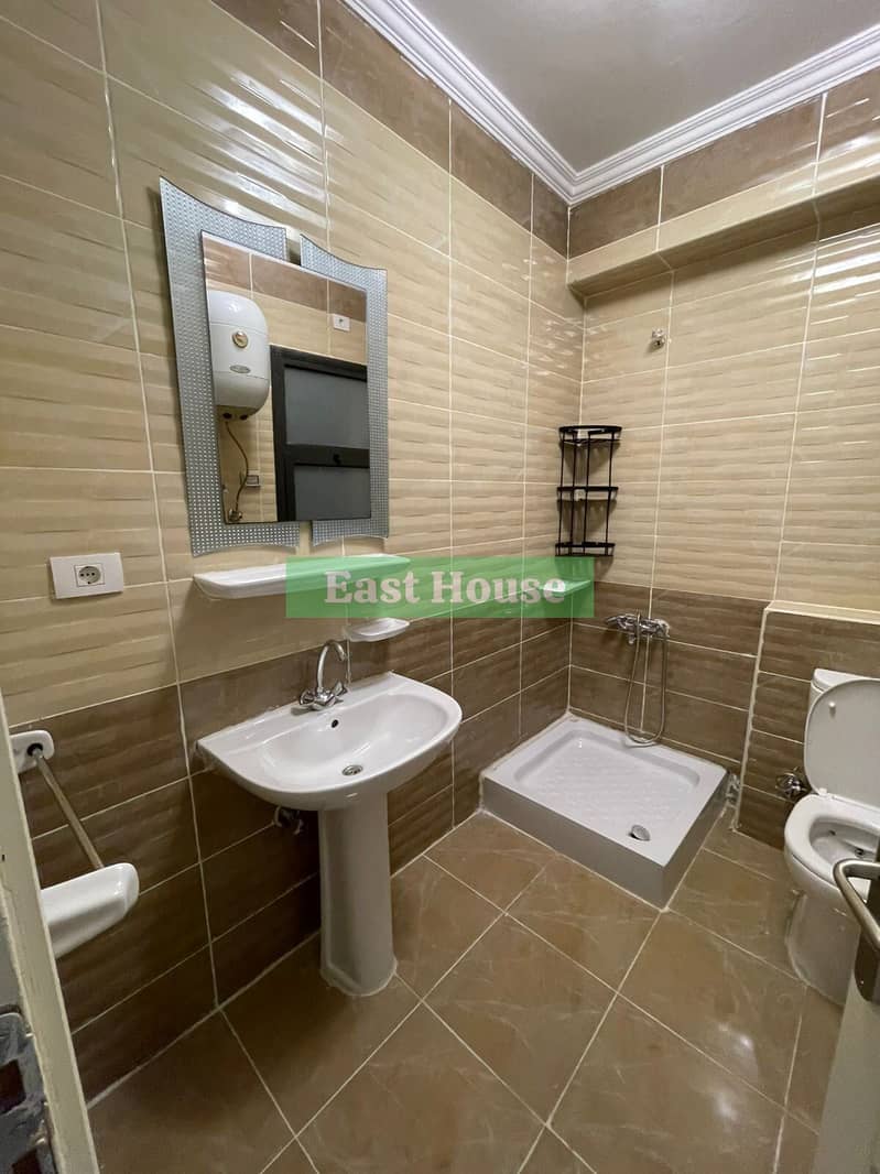 8 1830a2d1-f36a-4f44-9f6b-024eb3cbd32b. jpg