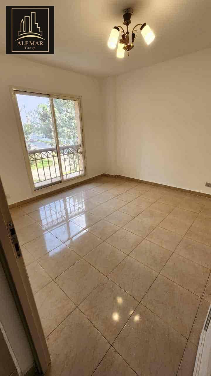 4 17f4993b-0870-435a-be18-482b8bdcbe07. jpg