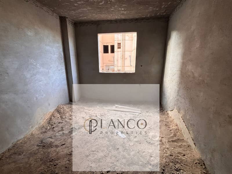 4 WhatsApp Image 2025-12-29 at 6.04. 52 PM (3). jpeg