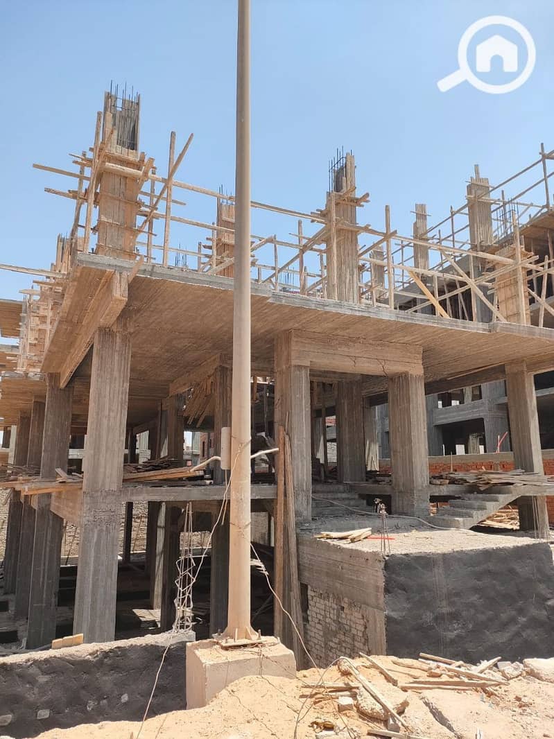 10 a705ffd9-190d-41f6-8760-0e5893514a21. jpg