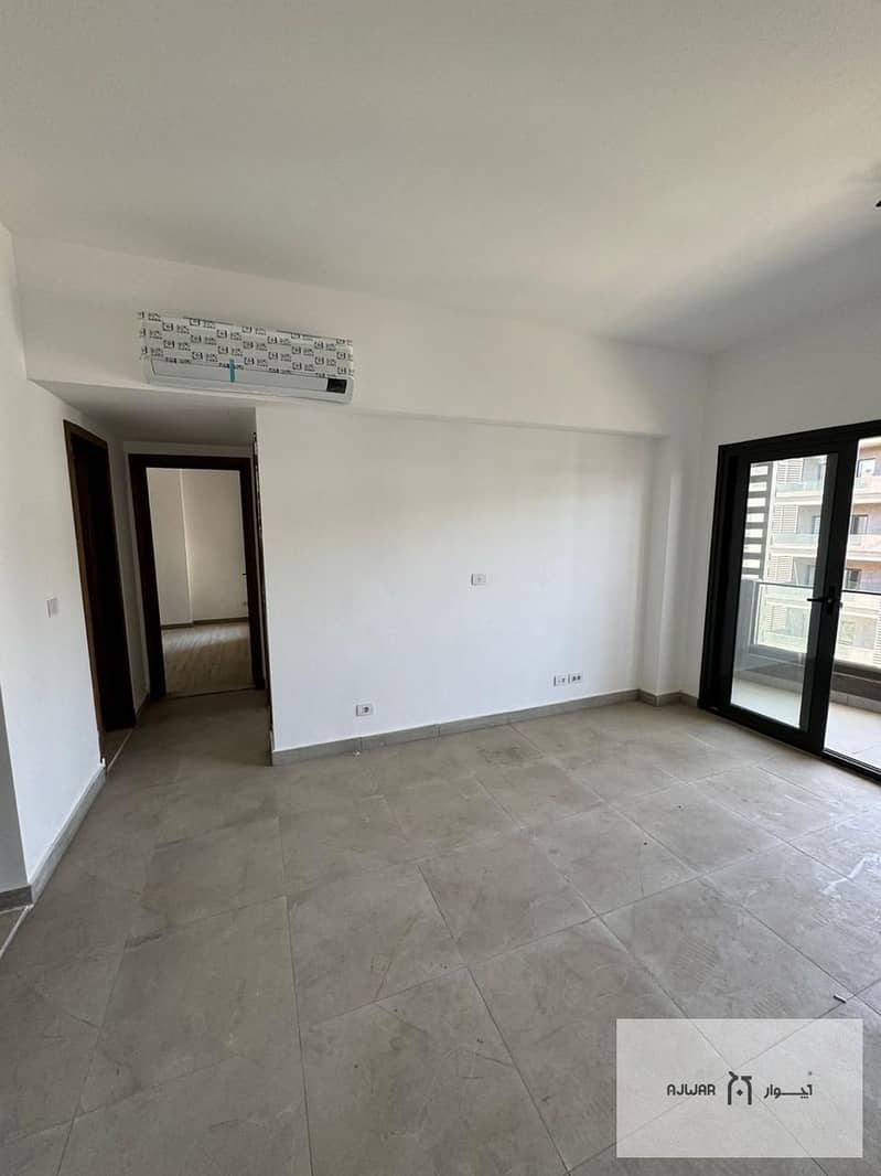 3 dbfd80be-775c-4e0a-8e5c-4d74cd7e097c. jpg