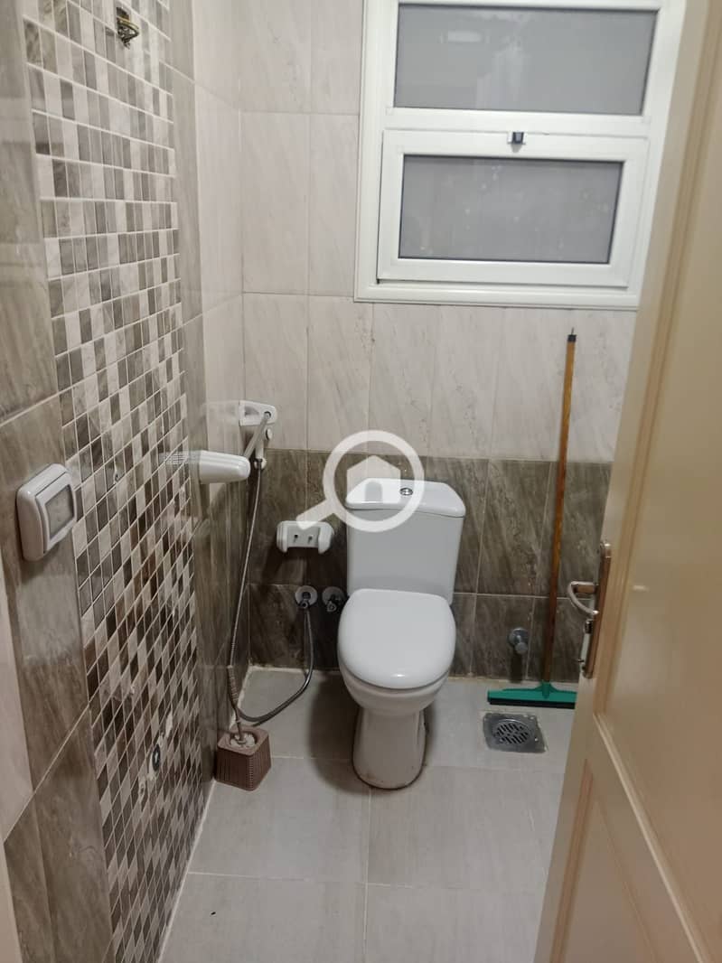 3 4c9147aa-2331-4d90-b31f-bc3f5b0fe97d. jpg