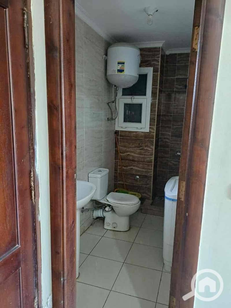 5 28d90aaf-b743-49ea-8f12-5c4d80e01481. jpg