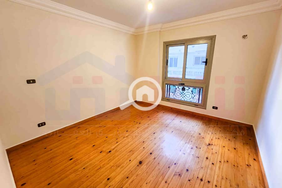 3 WhatsApp Image 2025-12-24 at 11.50. 26 (1). jpg