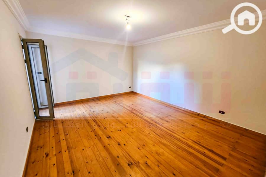 8 WhatsApp Image 2025-12-24 at 11.50. 29. jpg