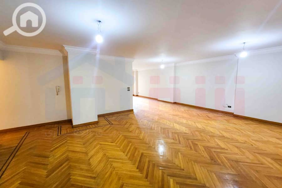 11 WhatsApp Image 2025-12-24 at 11.50. 31 (1). jpg