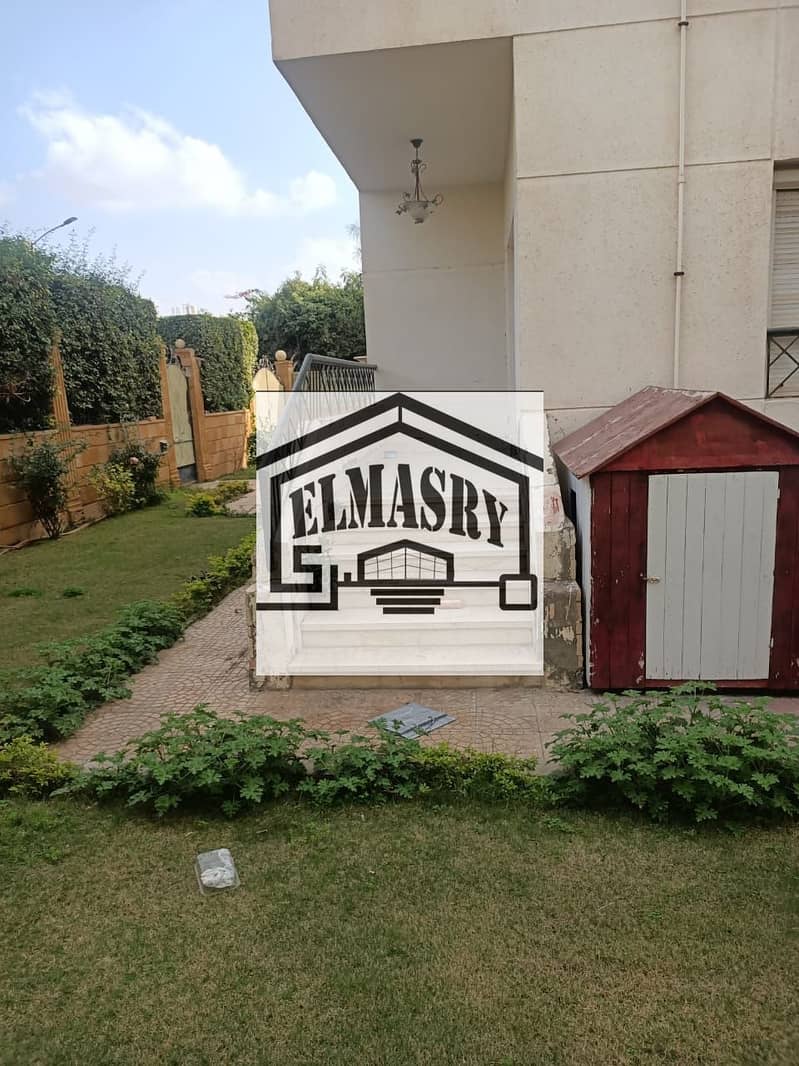 12 e0f8834c-0ed7-4224-b969-27f00e825bea. jpg