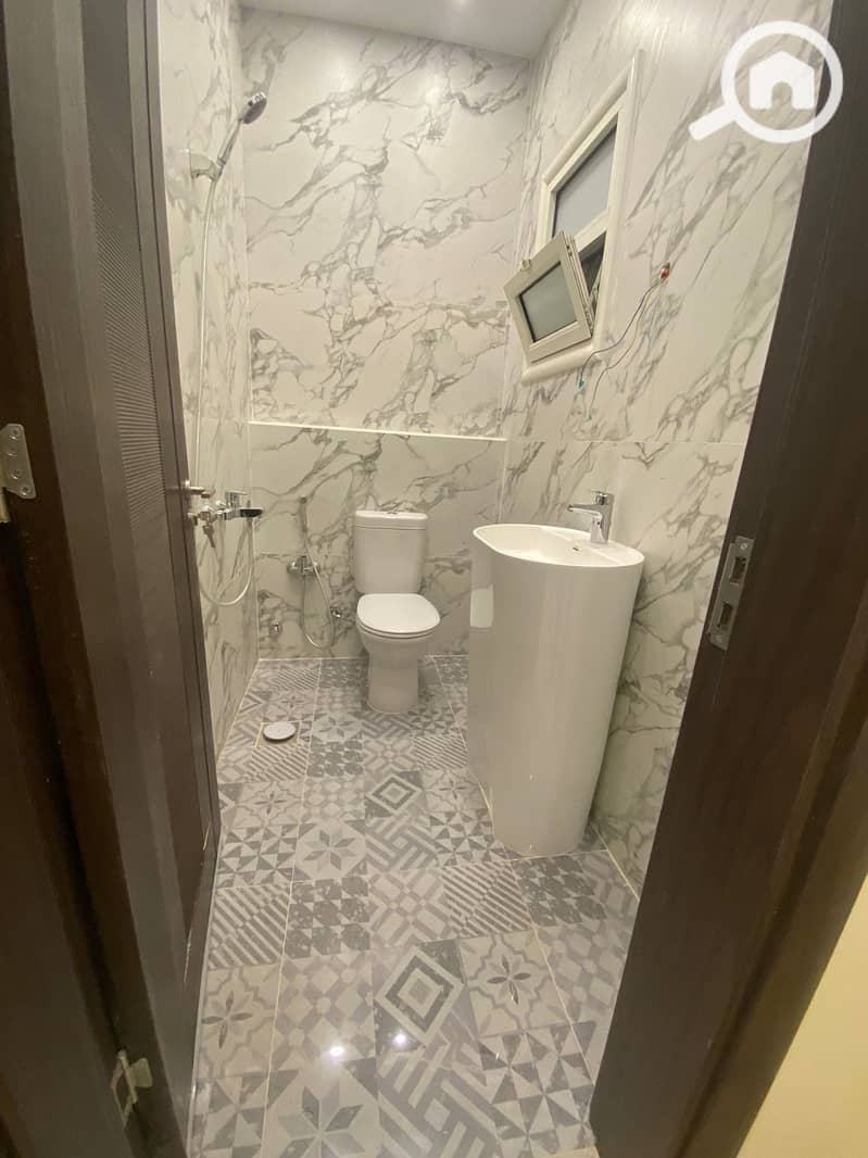 7 3097683e-741e-434a-96f5-02d50a83e52a. jpg