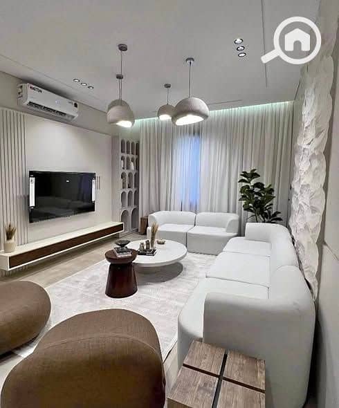 9 590350086_831277403000055_4238343764997742945_n. jpg