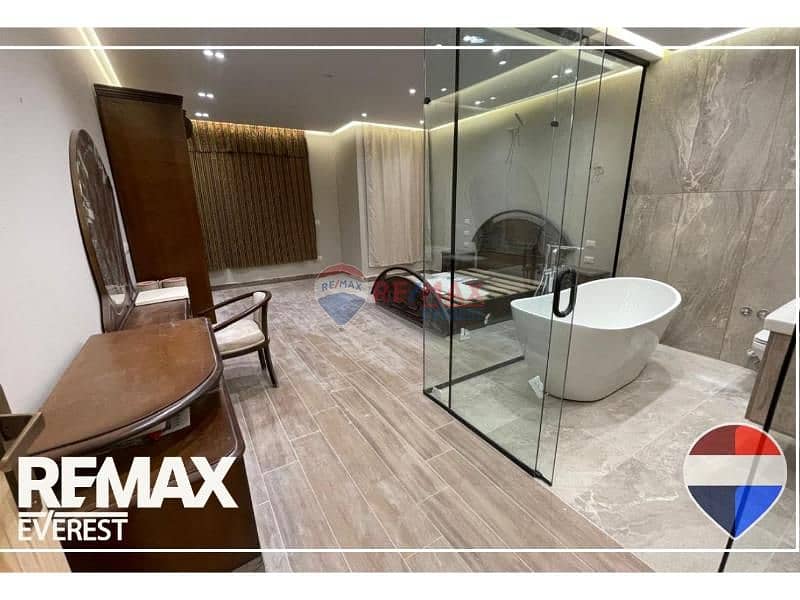 4 65316a77-a3c9-49b0-a945-11d7d3cf56dd. jpg