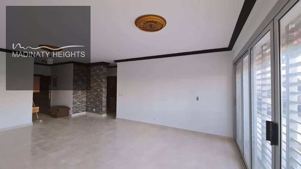 12 WhatsApp Image 2025-12-29 at 3.10. 14 PM4656456. jpeg