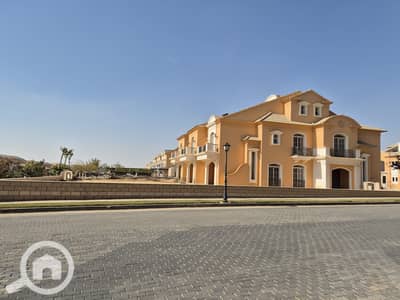 تاون هاوس 4 غرف نوم للبيع في القاهرة الجديدة، القاهرة - 0d310bc1-f25a-4f34-9cce-40c3da6d109a. jpeg