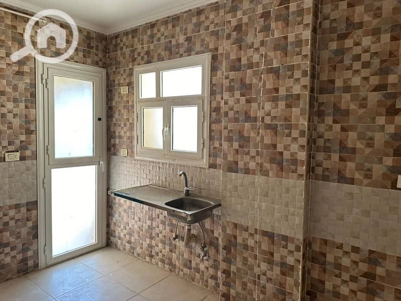 2 9d77bb95-f597-424b-959d-52e37b102d23. jpg