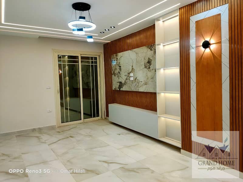 7 b215ae3d-e28e-4b04-9c37-ebba2476df6b. jpg