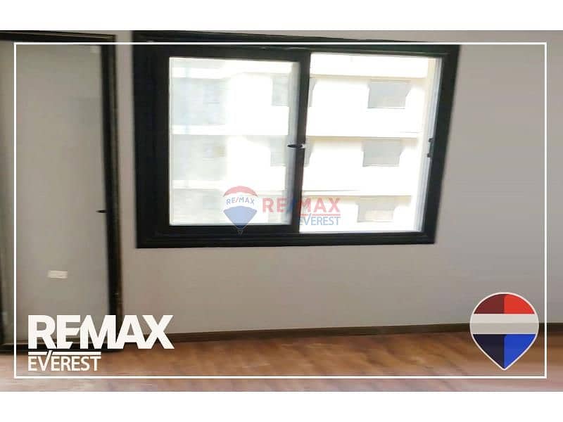 3 1593812f-b522-4038-b0df-2d48d604ea92. jfif. jpg