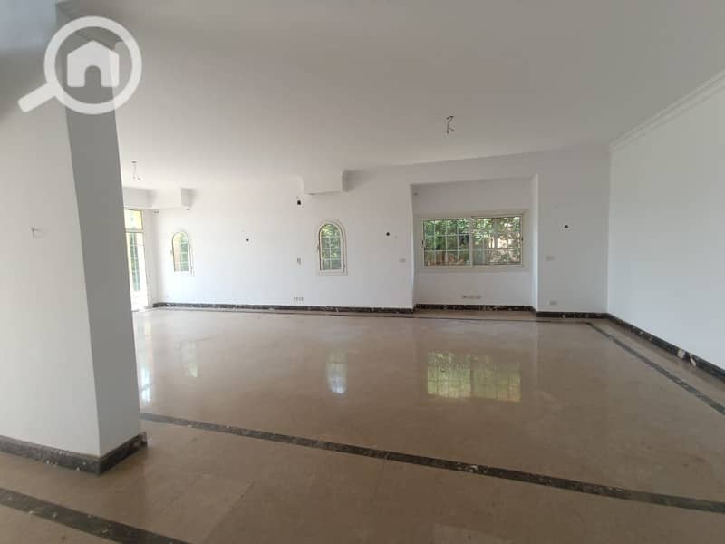 7 6d8033e9-af23-45e8-b1a2-526de38b7396. jpg