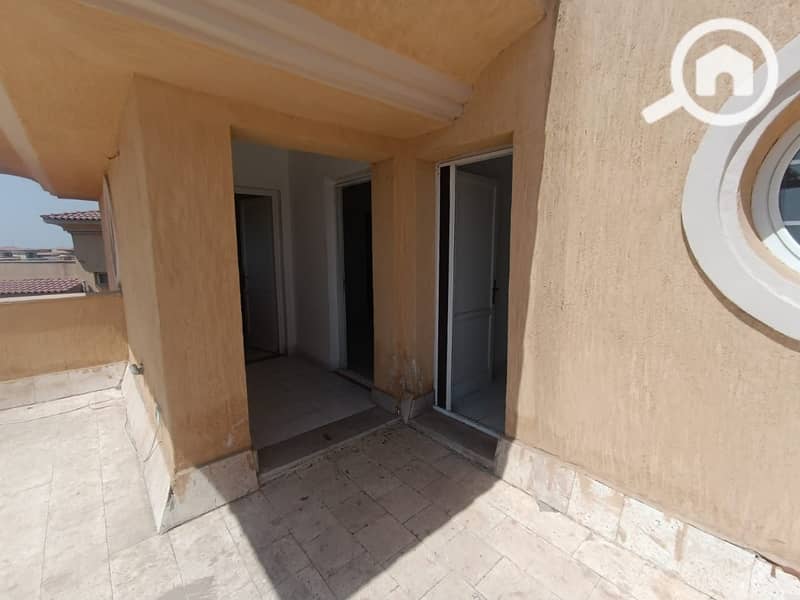 10 7edd9d47-ed54-4b05-b97f-d198e2320bc6. jpg