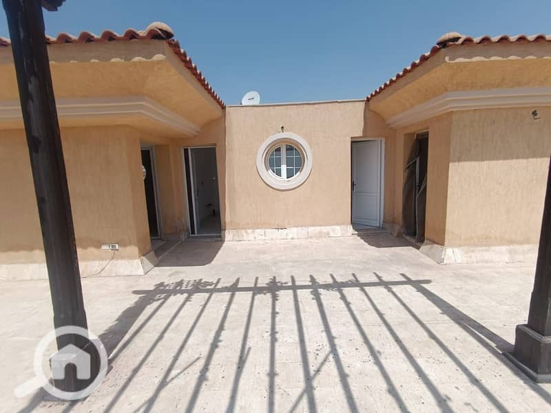 12 52e7d5b9-552d-4b47-93c7-ccaf3fbfec52. jpg