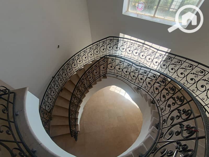 20 d2f4a82a-ef64-44f1-82cb-bfa7be7bcaad. jpg