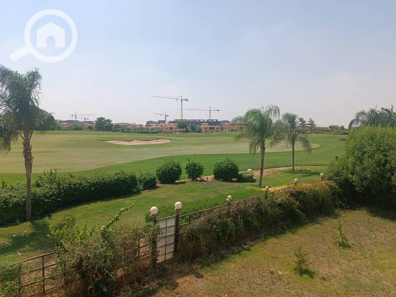 24 f57131b8-aa81-4c95-9b14-9a6a44590713. jpg