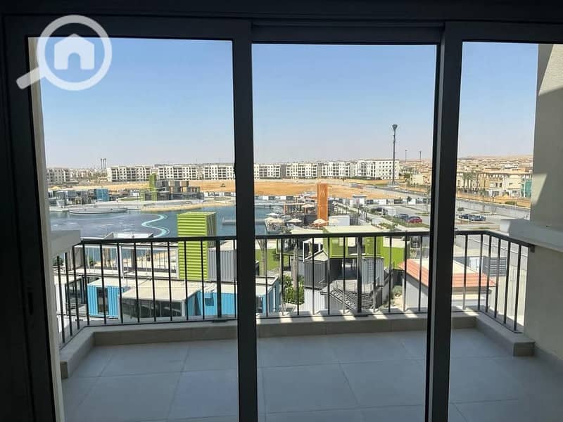 6 8d22f11f-8ba4-4ac2-9878-18e916f2dde7. jpg