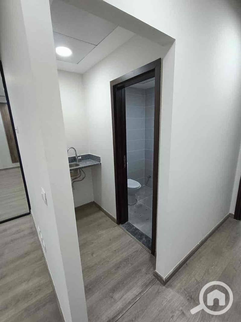 5 d13096cc-84b2-4bbc-83e6-49c34d879fce. jpg