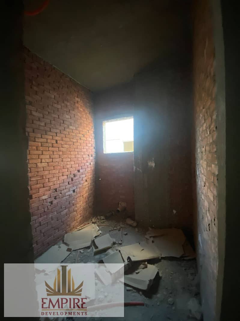 10 WhatsApp Image 2025-12-28 at 2.19. 54 AM (2). jpeg