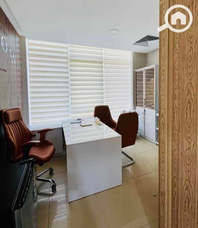 مکتب  للايجار في الشيخ زايد، الجيزة - IMG_6028. jpg