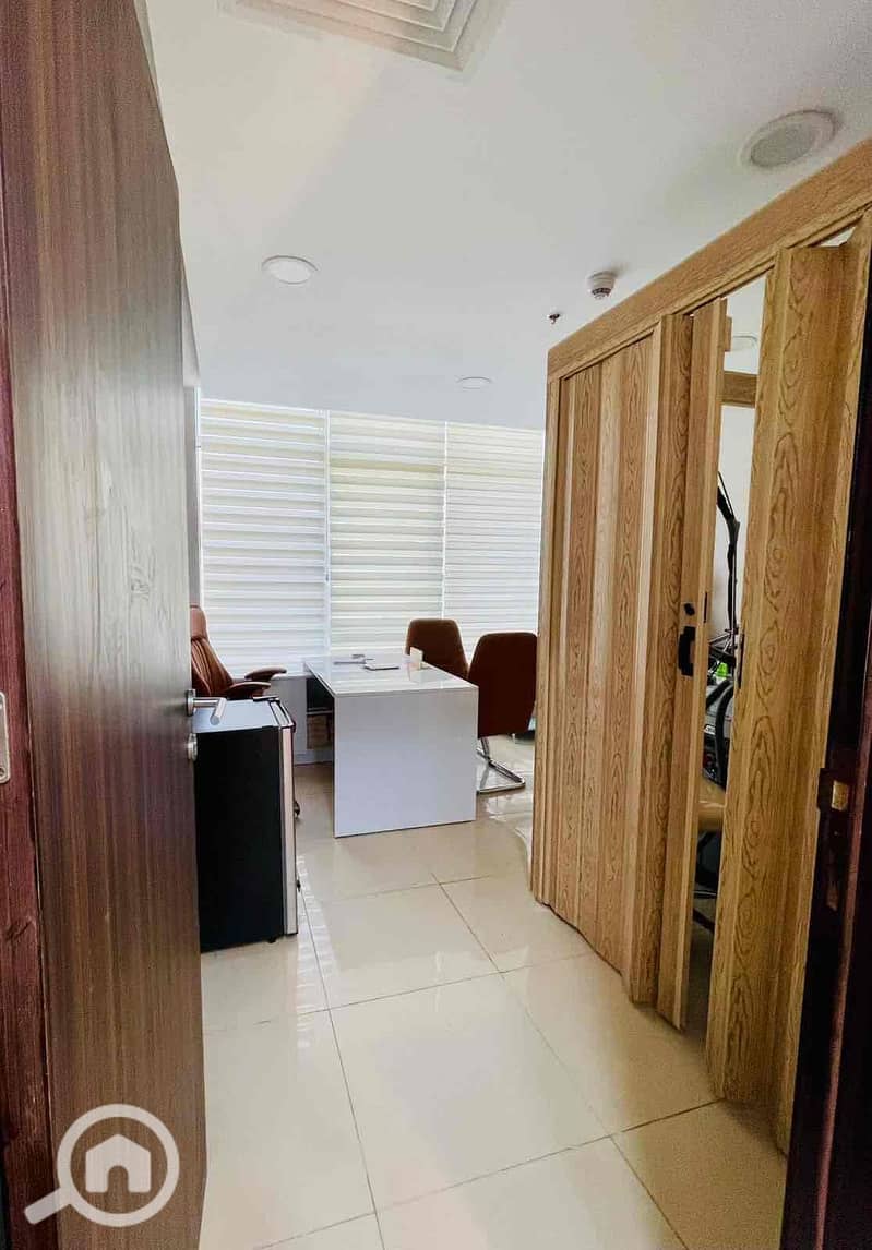 3 bc7f3743-4b8d-4265-8ea1-70ea105139fd. jpg