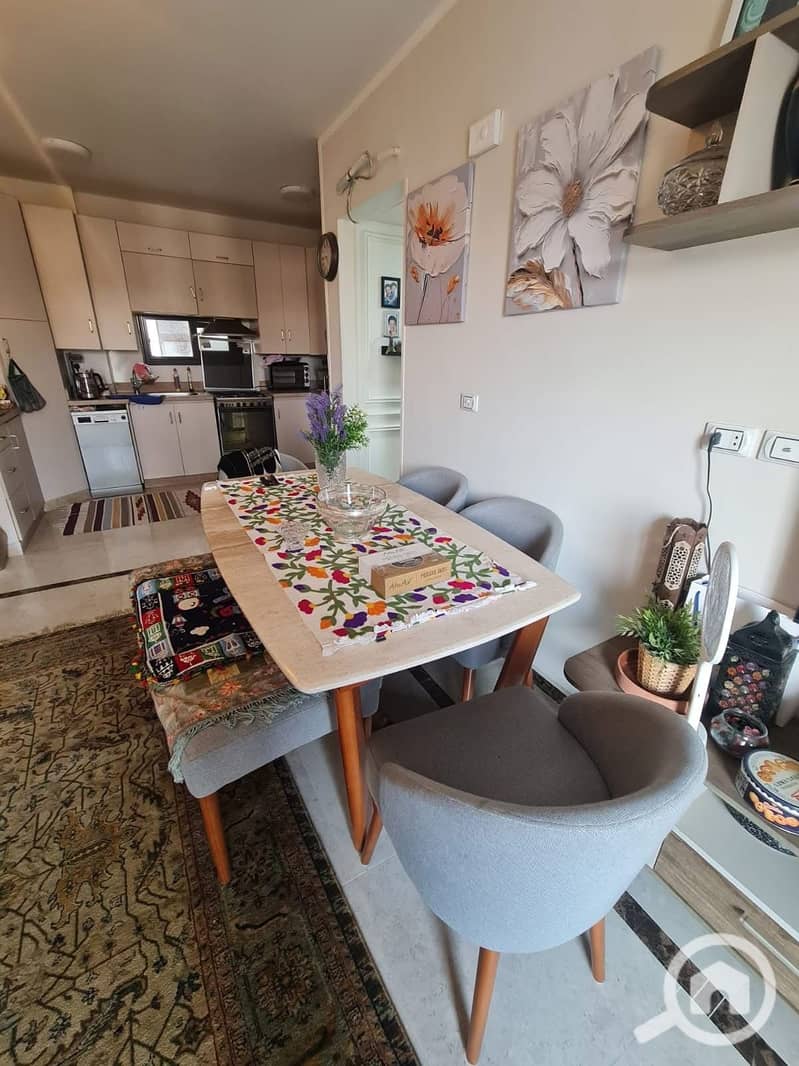 4 d1084f62-0491-40d8-89ab-7db7fc4b8f9f. jfif. jpg