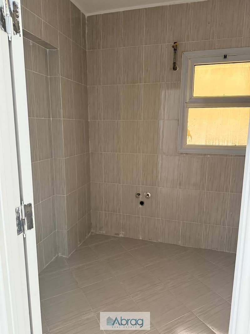 2 WhatsApp Image 2025-12-30 at 15.18. 48 (1). jpeg