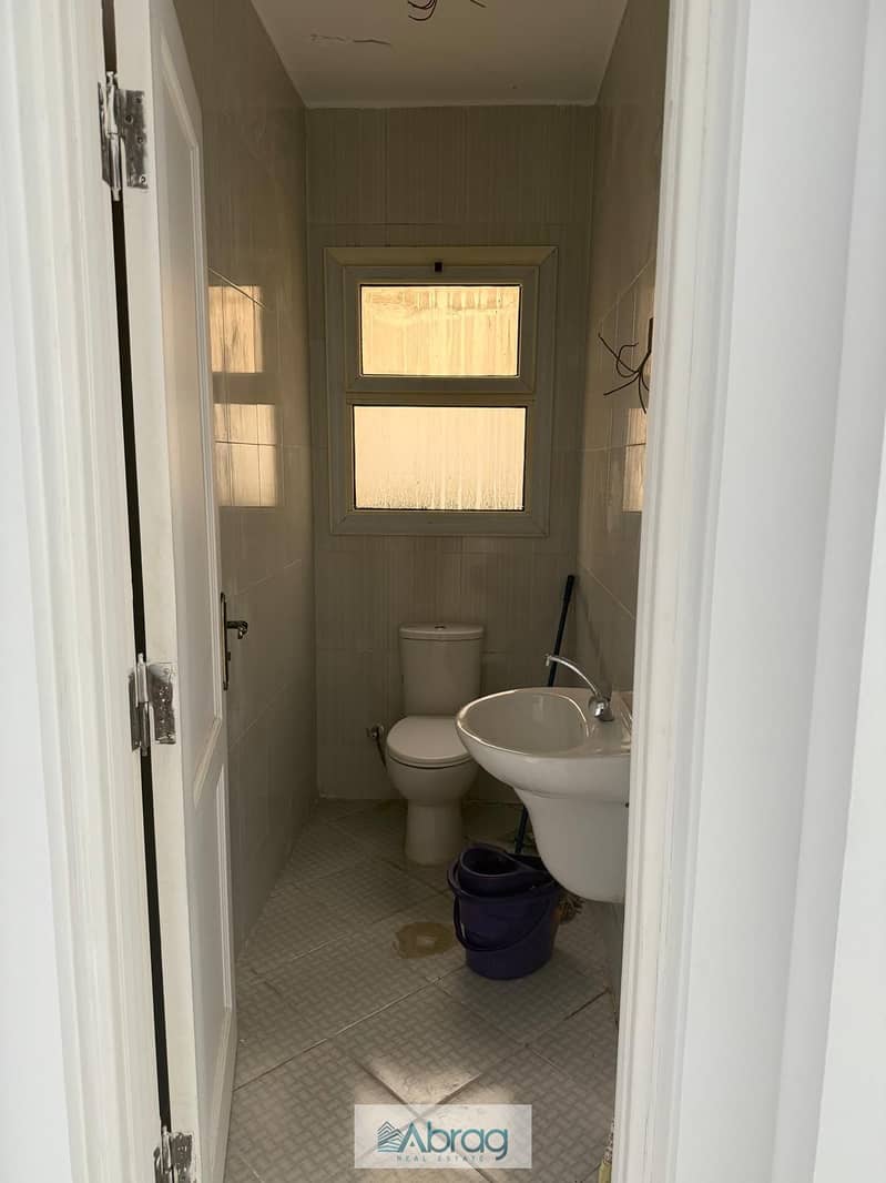 10 WhatsApp Image 2025-12-30 at 15.18. 45 (1). jpeg