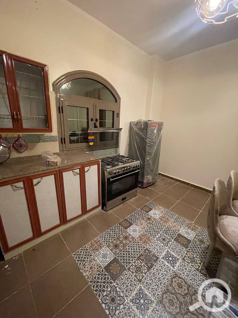 10 ba3f5f5b-5e81-48ca-b188-e0c660eccebf. jpg