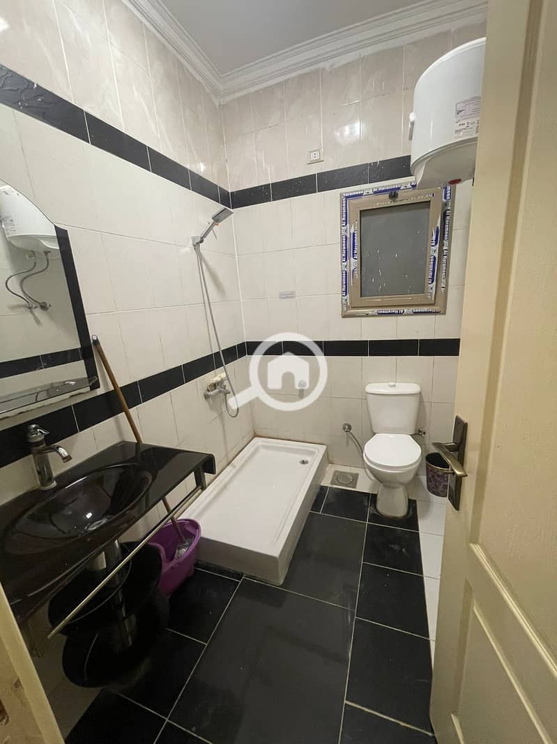 11 bff8d886-7552-4c01-8c87-15aee8c1a3f3. jpg