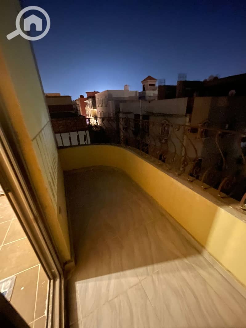 13 4812ed7d-6573-454a-bcb5-934e6c695c19. jpg