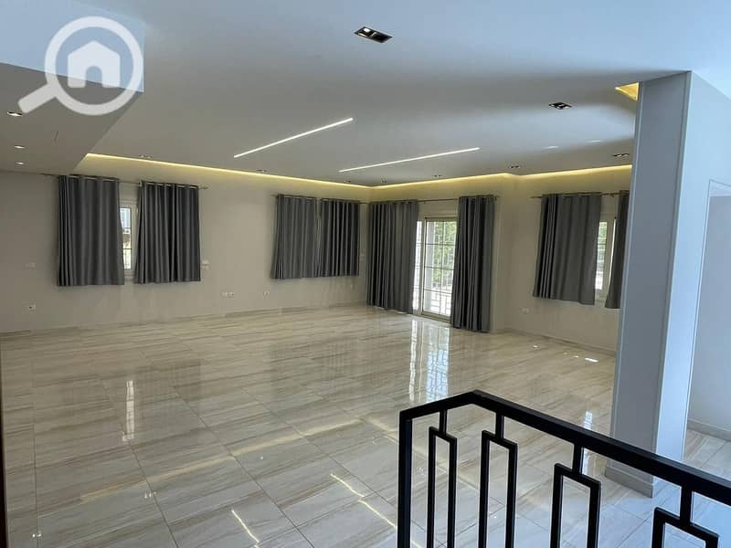 9 72065e1f-a757-4cb3-93e1-744a642e0b1e. jpg