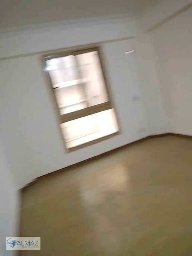 8 WhatsApp Image 2025-12-30 at 3.32. 39 PM (3). jpeg