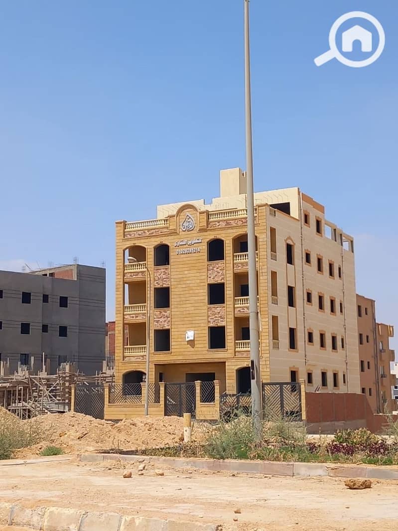 4 a0d60c74-e4d6-4e29-9d79-08112e04fcc4. jpg