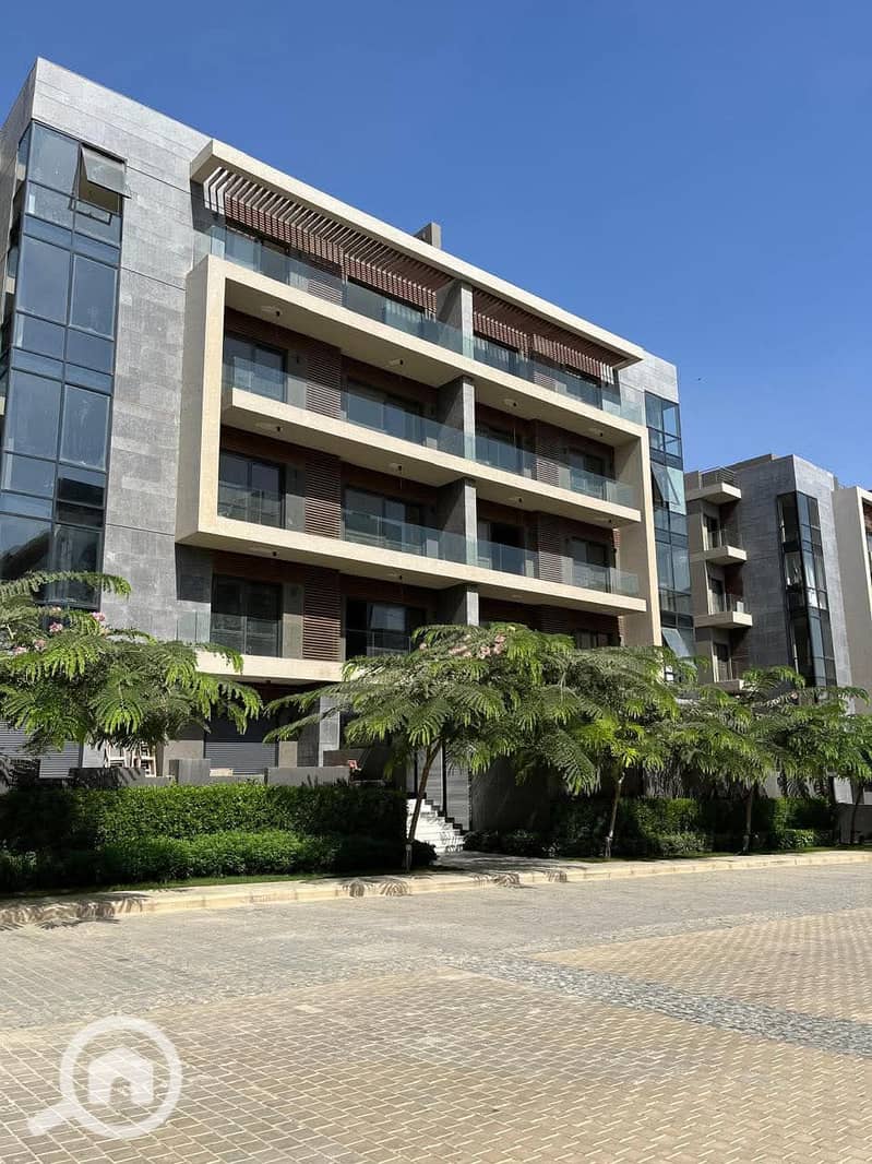 5 8044c7e0-9493-4645-a4b6-3efd230e0378. jpg