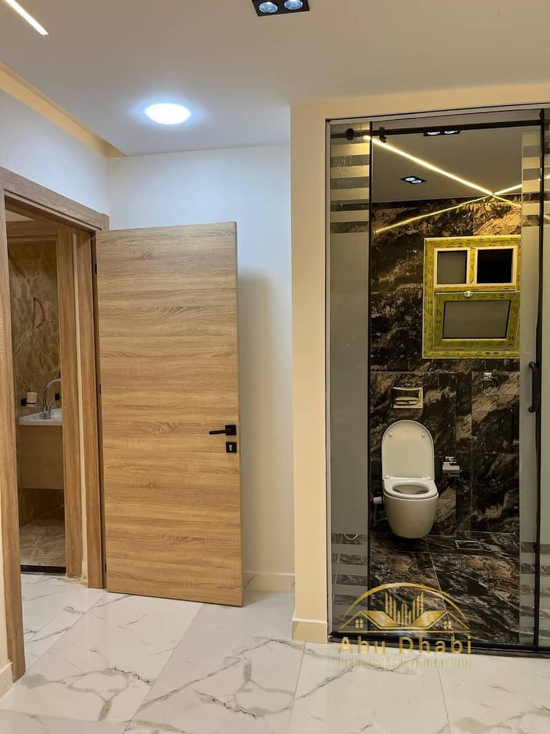 4 7429fbfb-e7c2-4337-b548-acfe6f679ba1. jpg