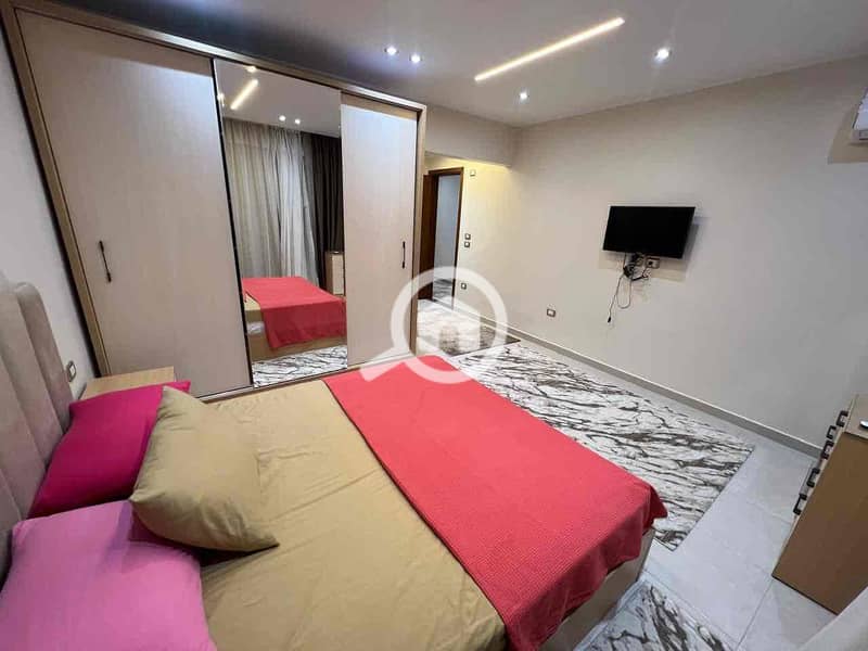 6 5f89f832-bf23-4e22-9c22-73258b5f8f7b. jpg