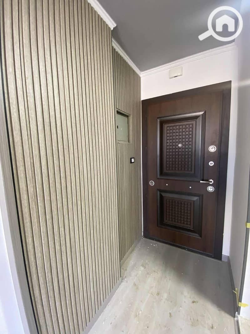 5 WhatsApp Image 2025-12-28 at 10.24. 32 PM (1). jpeg