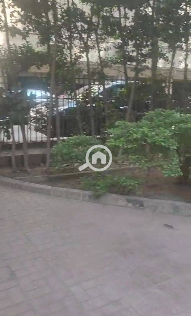 21 c85ca09c-0296-416a-ac5f-86223d39c037. jpeg