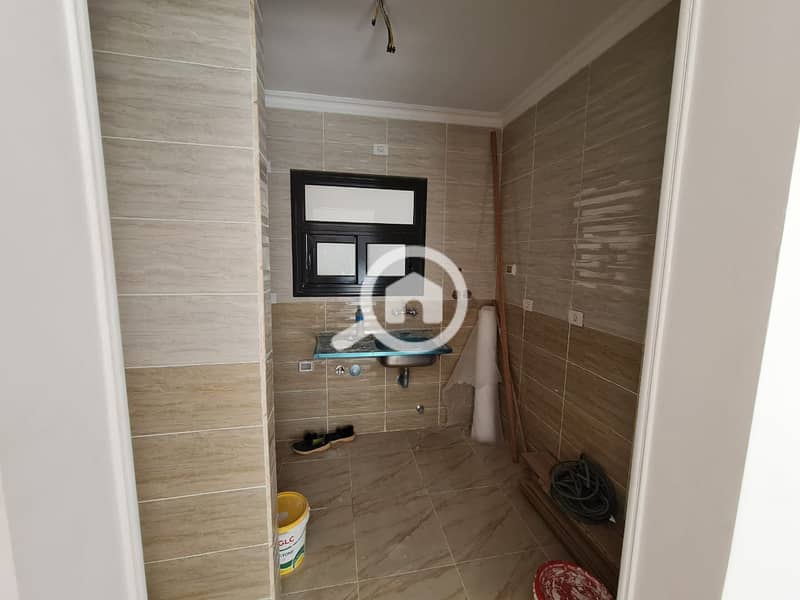 12 0cd73300-db74-47b8-8e01-b8b1db456ef7. jfif. jpg