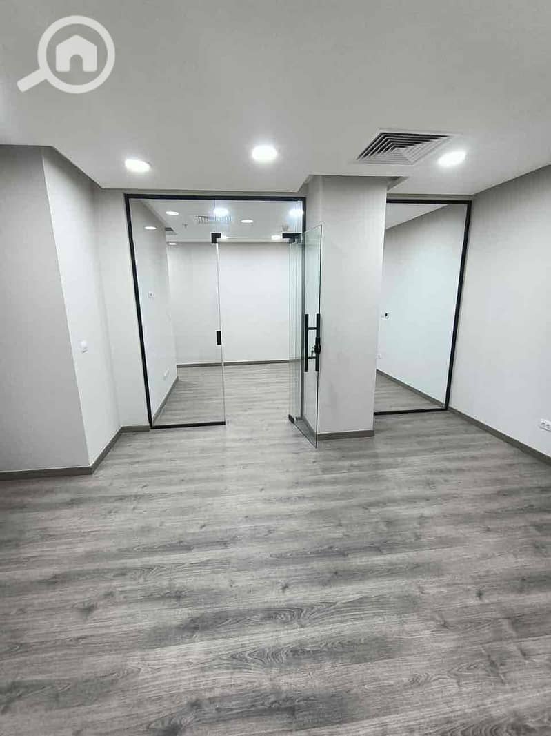 9 f4da9235-0dca-42e8-8967-b8784e5552ca. jpg