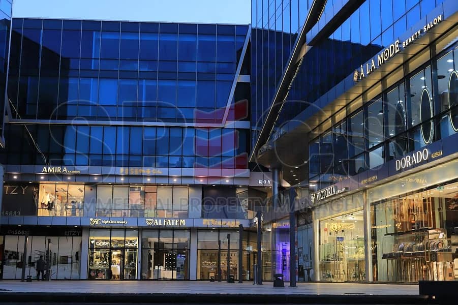 4 deecc633-8e05-4a9e-87dd-01afde732058. jpg