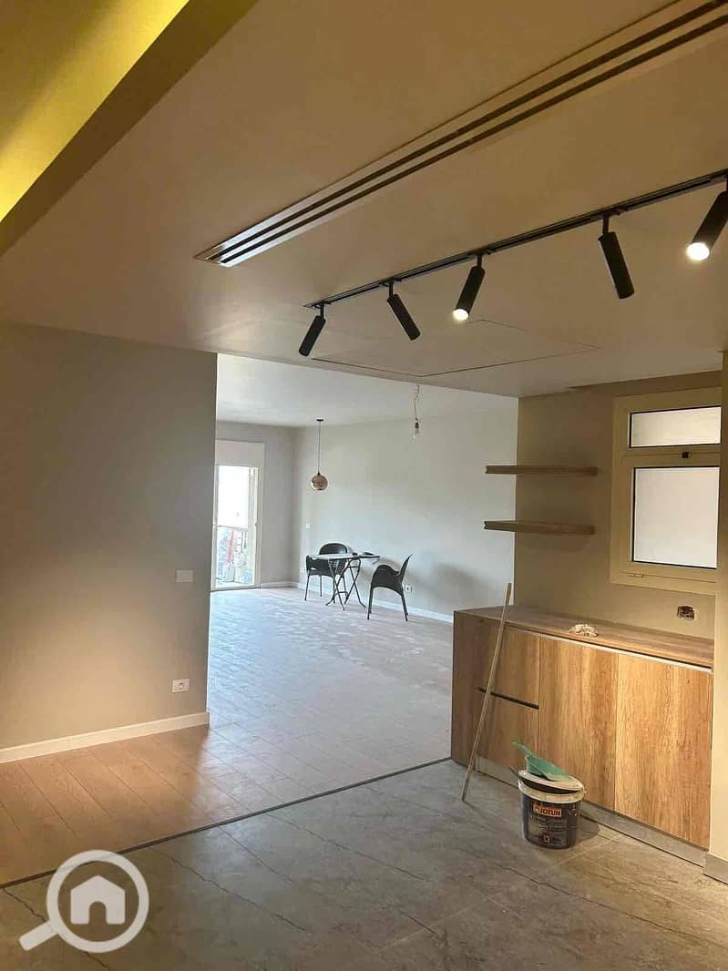 2 24cb4a0f-e9d9-437f-99a6-94510261cf9f. jpg