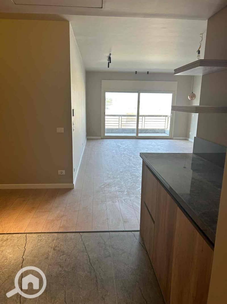 9 410906cf-34c9-4172-966f-c93372d78ec0. jpg