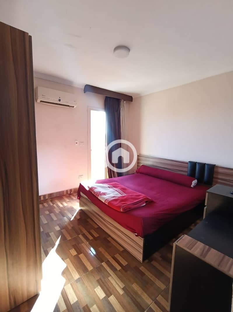 14 796b5d27-7672-4bc5-842b-3d84bbd6c6f7. jpg