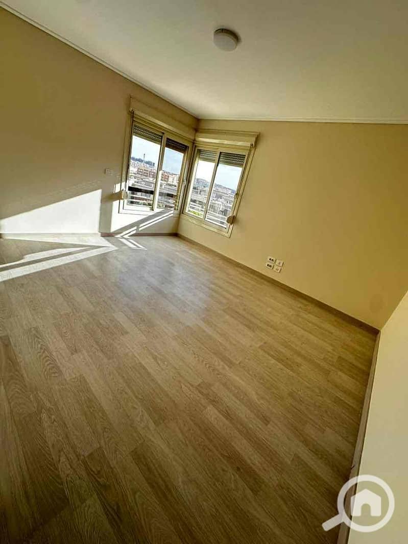 3 ce5f6159-8642-4424-a36b-aa8ecbbe8890. jpg